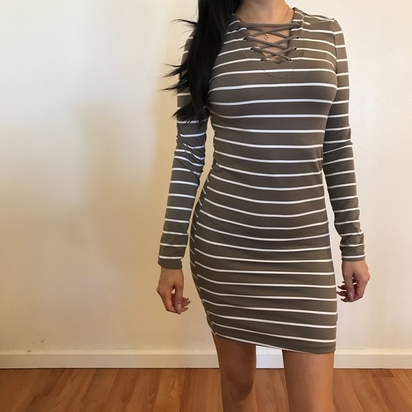🆕 Taupe Lace Up Front Striped Mini Dress - Picture 3 of 8